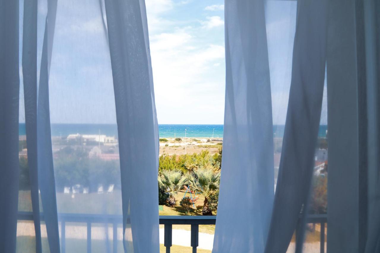 Hotel Scoglio Degli Achei Torre Santa Sabina Kültér fotó