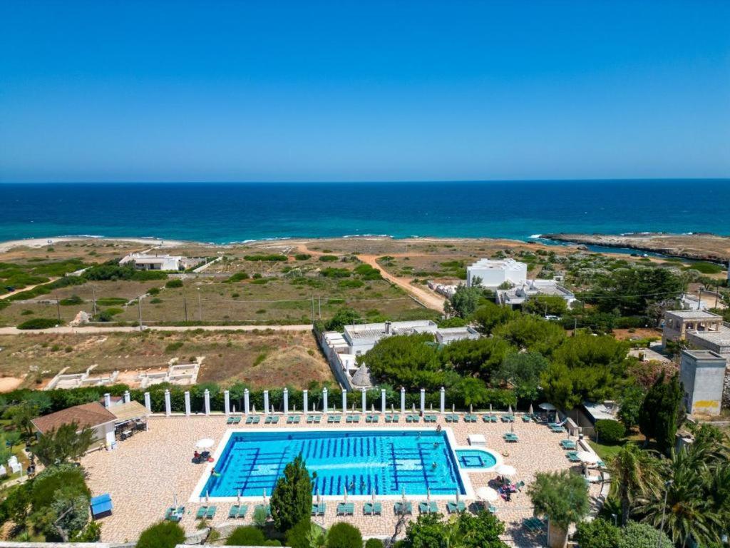 Hotel Scoglio Degli Achei Torre Santa Sabina Kültér fotó